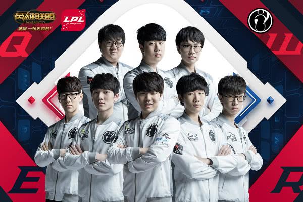 与球迷积累 与球迷积累